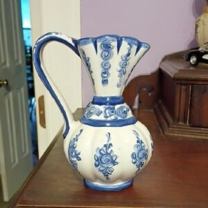 Vestal Alcobaca Hand Paint Small Pitcher Or Vase